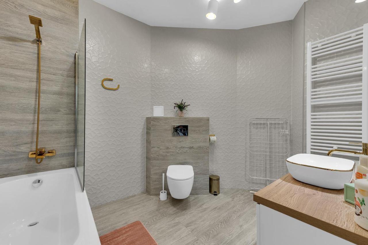 Polonia Apartment Centrum Z Miejscem Parkingowym ウッチ エクステリア 写真